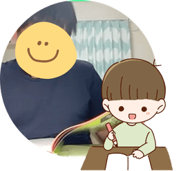 やる気アシストのオンライン個別指導を利用している男の子
